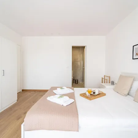 Feliciano Ramos 3 - T4 Familiar Perto Do Centro Da - * Braga