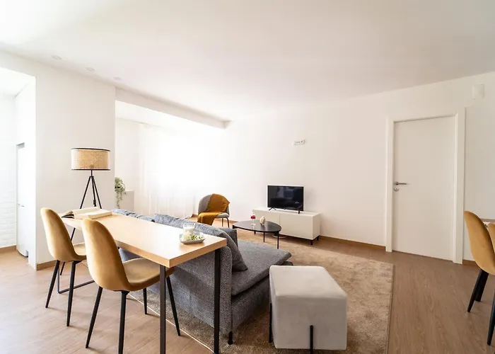 Feliciano Ramos 3 - T4 Familiar Perto Do Centro Da - Braga